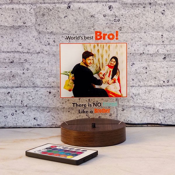 GVPR101-FRONT-worlds-best-bro-personalised-led-lamp
